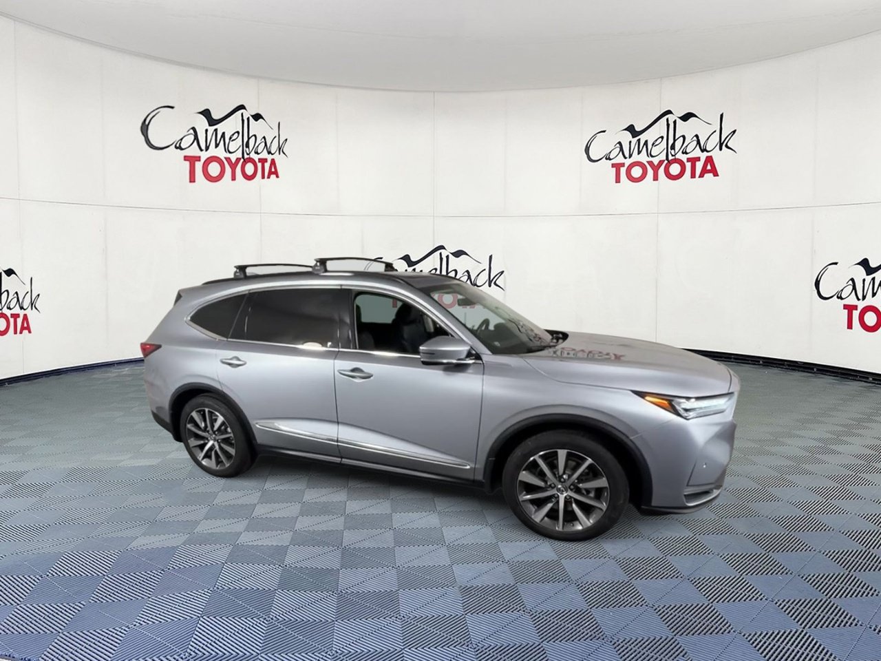 Used 2025 Acura MDX w/ Technology Package AWD/4WD image 2