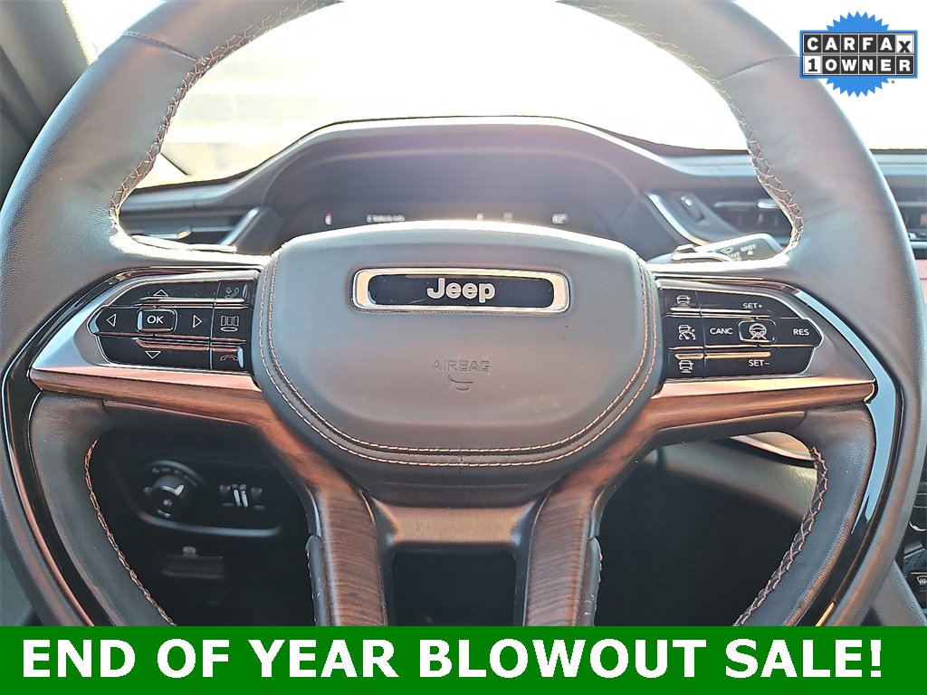 Used 2024 Jeep Grand Cherokee L Summit w/ Luxury Tech Group V image 19