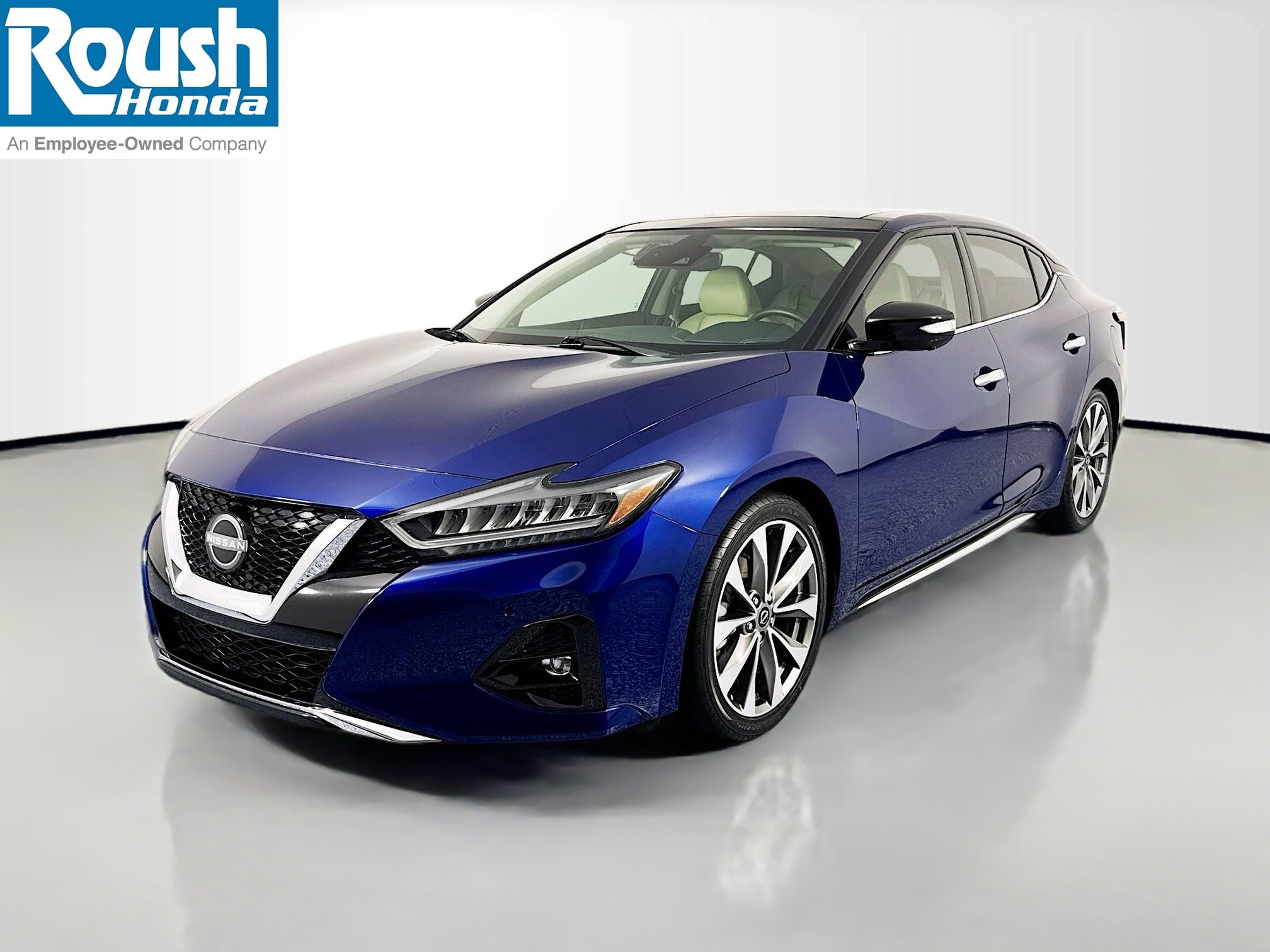 Used 2023 Nissan Maxima Platinum w/ Sport Mat Group image 1