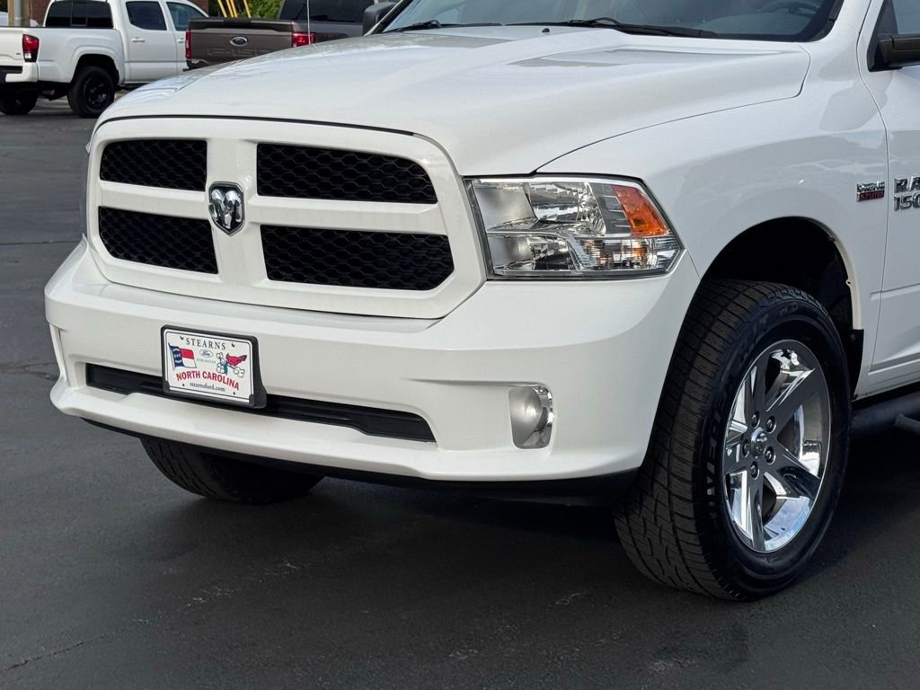 Used 2014 RAM 1500 Express AWD/4WD image 32