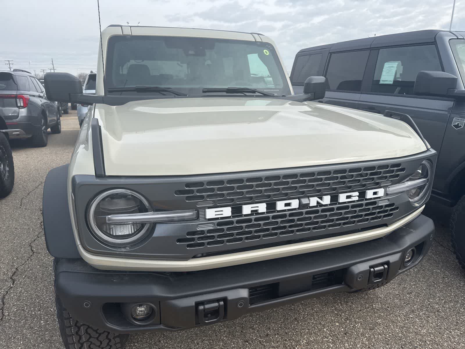 New 2026 Ford Bronco Badlands AWD/4WD image 10