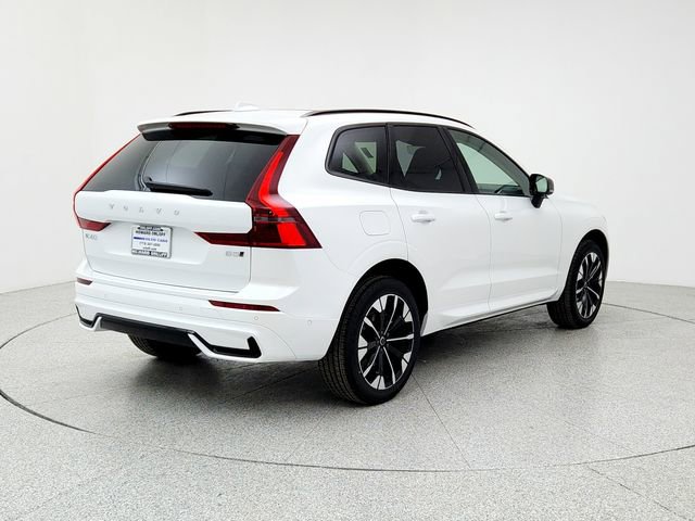 New 2026 Volvo XC60 B5 Plus w/ Climate Package PRO image 5