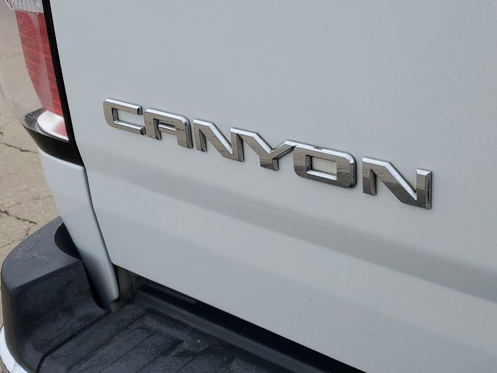 Used 2016 GMC Canyon SLT image 34