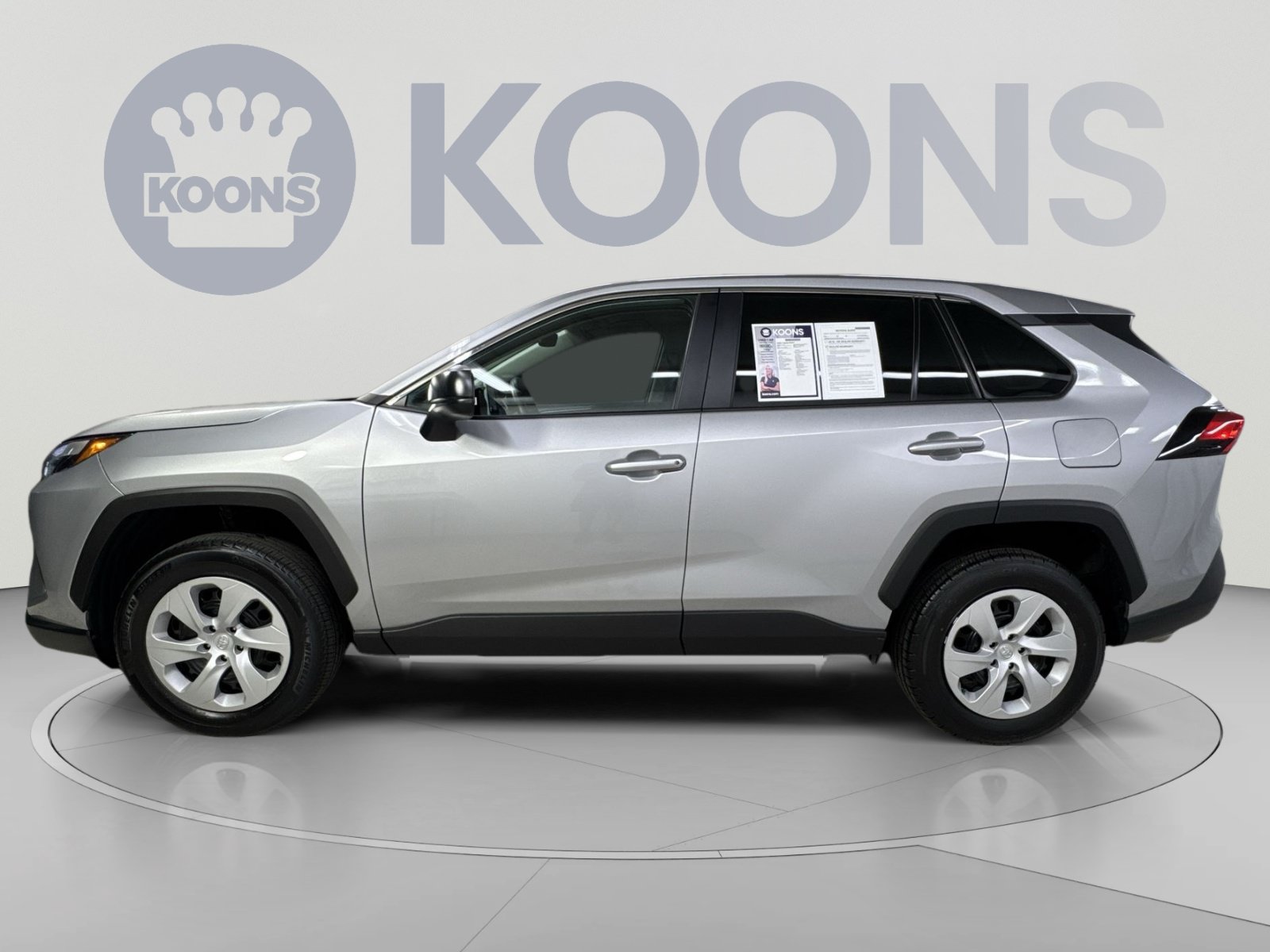 Used 2025 Toyota RAV4 LE AWD/4WD image 17