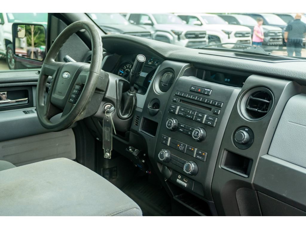 Used 2013 Ford F150 XL w/ Mid Equipment Group RWD image 19
