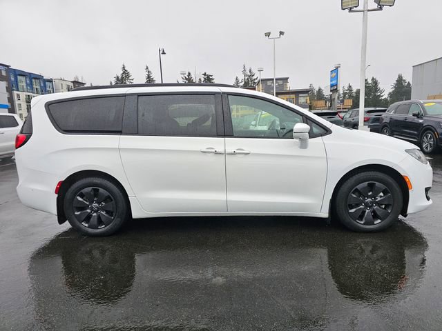 Used 2020 Chrysler Pacifica Limited w/ Advanced Safetytec Group image 7
