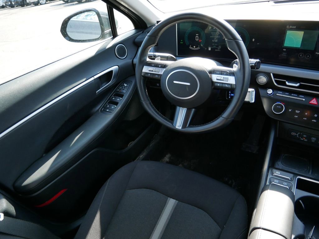 Used 2025 Hyundai Sonata SEL image 13