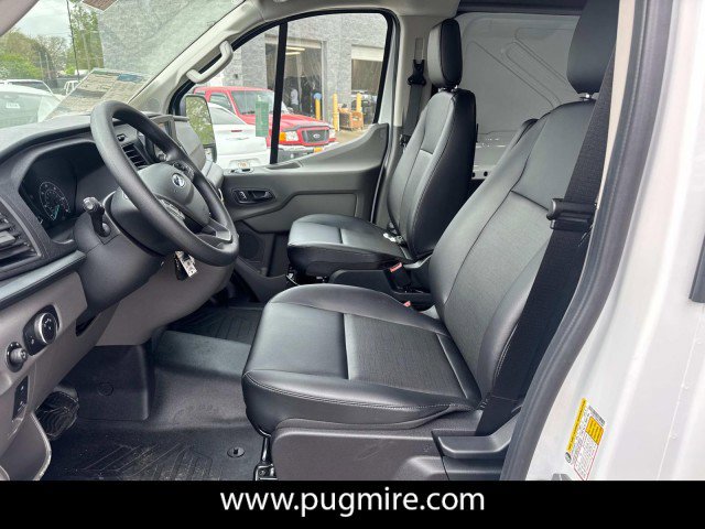 New 2025 Ford Transit 250 Low Roof RWD image 9