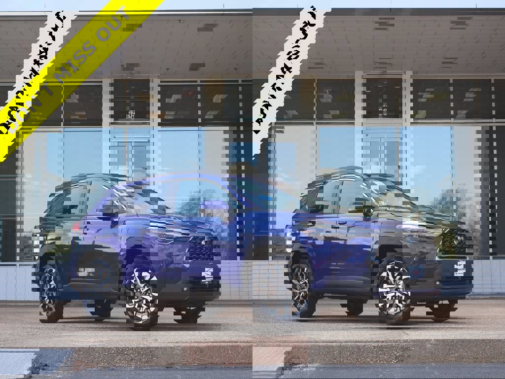Used 2023 Toyota Corolla Cross XLE