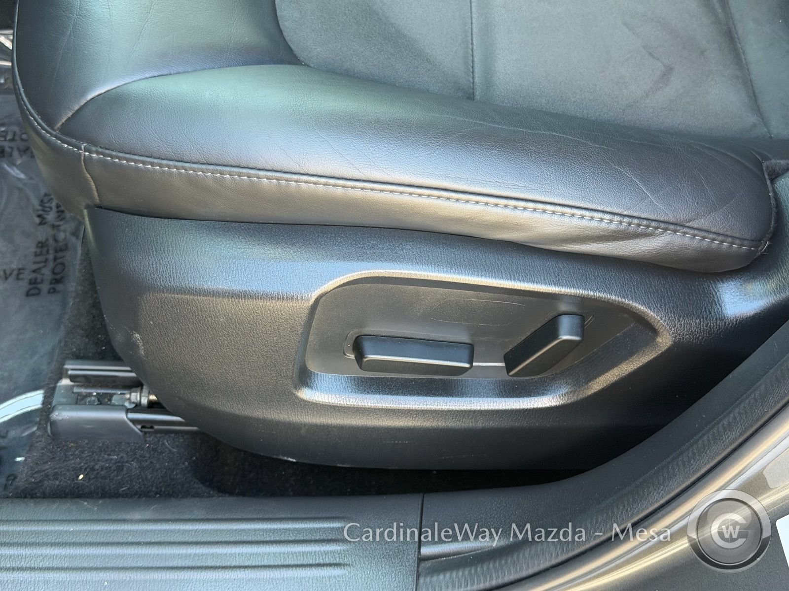 Used 2020 MAZDA CX-5 Touring FWD image 26