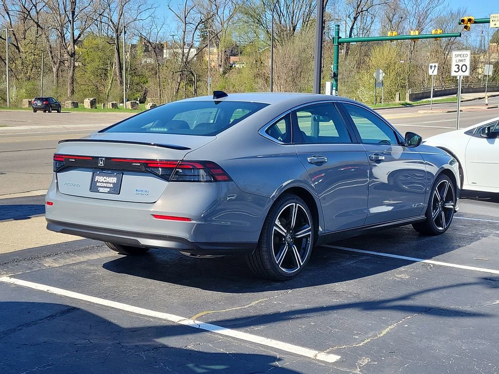 Used 2023 Honda Accord Sport image 3