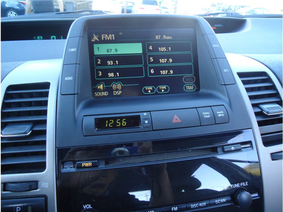 Used 2008 Toyota Prius w/ Pkg 2 FWD image 26