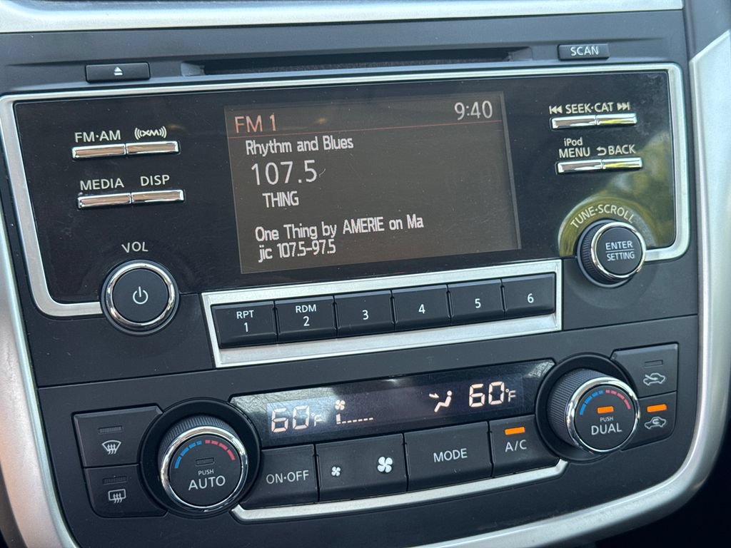 Used 2017 Nissan Altima 2.5 SV FWD image 27