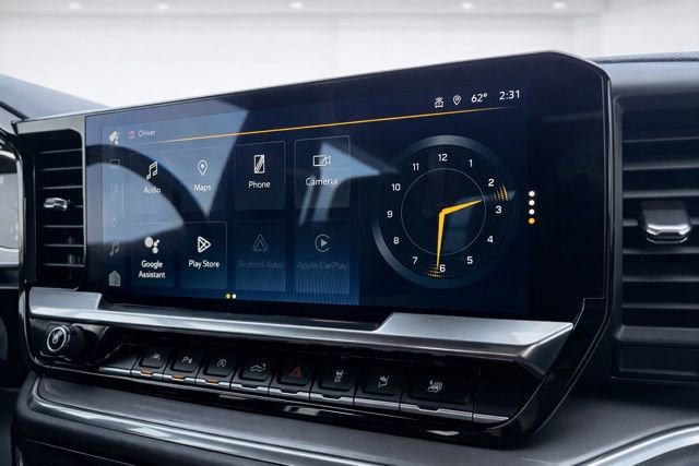 Used 2023 Chevrolet Silverado 1500 High Country w/ Technology Package image 29