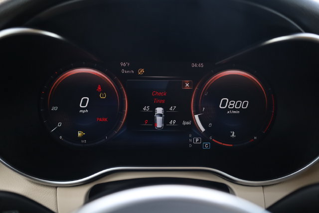 Used 2021 Mercedes-Benz GLC 300 4MATIC w/ Multimedia Package image 16