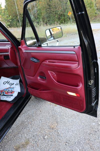 Used 1995 Ford Bronco XLT AWD/4WD image 13