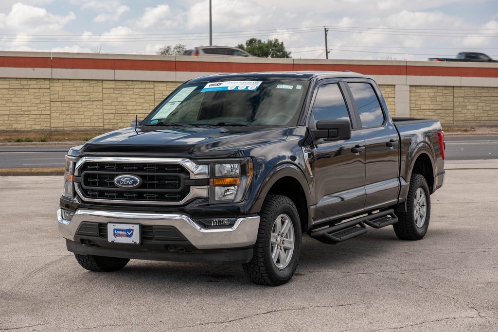 Used 2023 Ford F150 XLT image 3