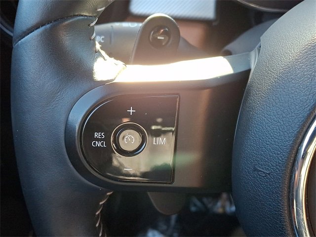 Certified 2023 MINI Cooper S w/ Signature Upholstery Package image 22