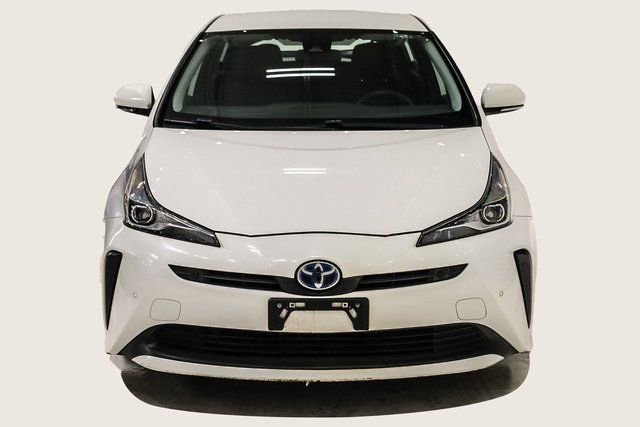 Used 2021 Toyota Prius LE image 3