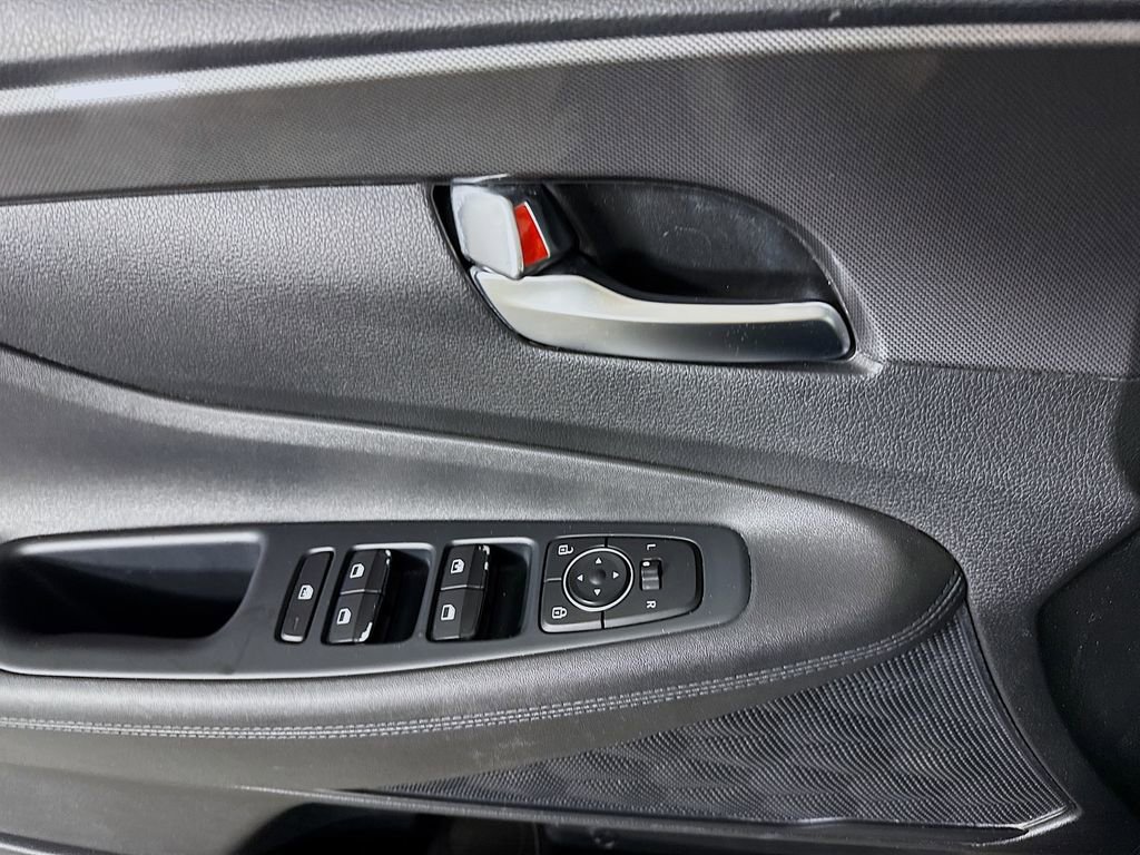 Certified 2021 Hyundai Santa Fe SE image 23