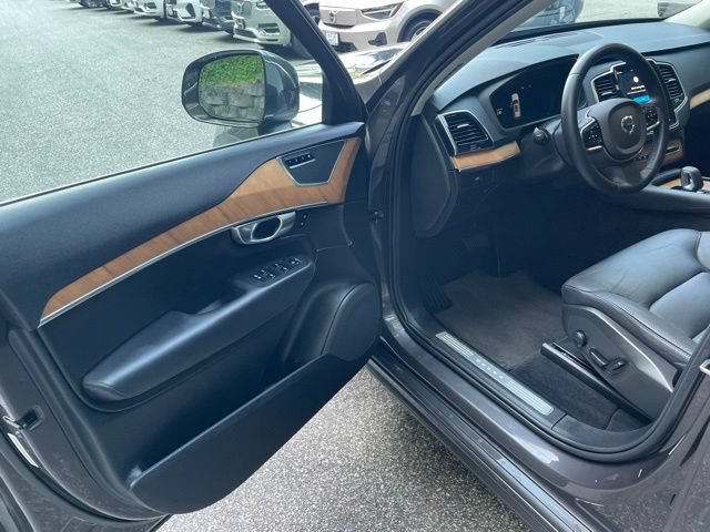 Certified 2024 Volvo XC90 B5 Plus AWD/4WD image 11