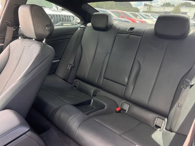 Used 2020 BMW 430i Coupe w/ Convenience Package RWD image 13