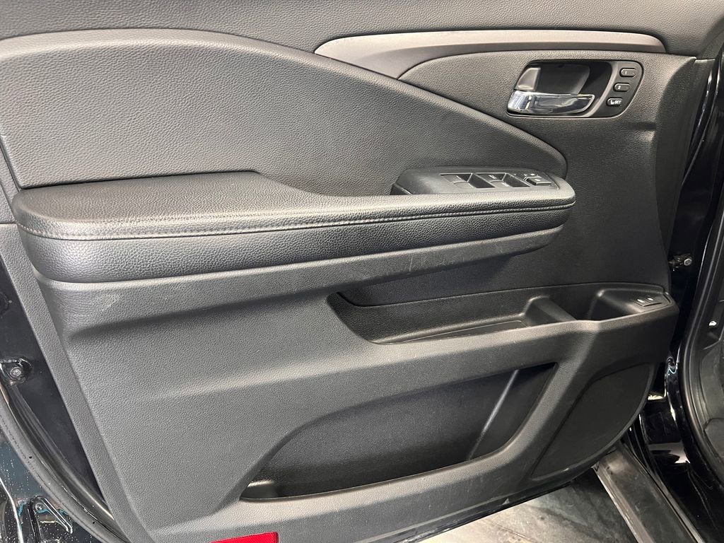 Used 2020 Honda Pilot EX-L image 17
