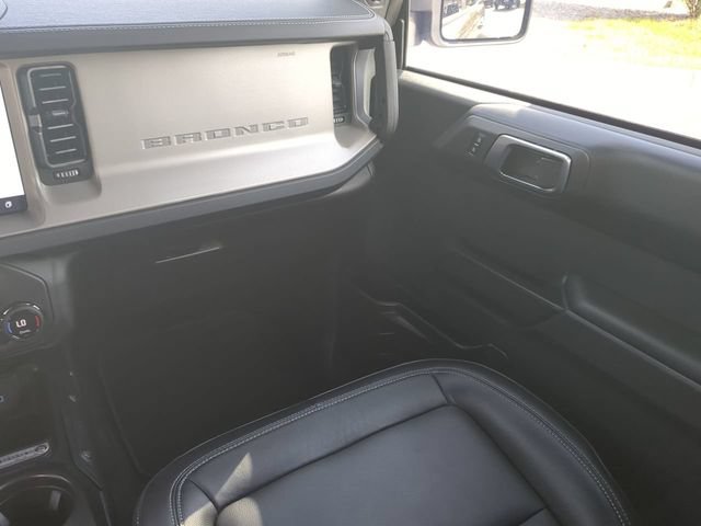 Certified 2025 Ford Bronco Outer Banks AWD/4WD image 17