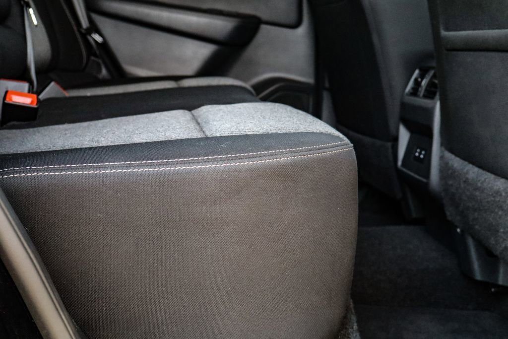 Used 2024 Nissan Rogue SV image 18