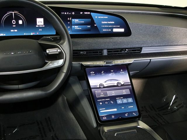 Used 2024 Lucid Air Touring image 16