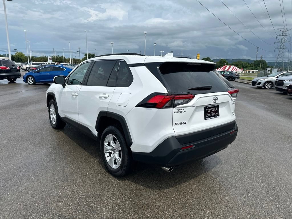 Certified 2021 Toyota RAV4 XLE w/ Convenience Package AWD/4WD image 6