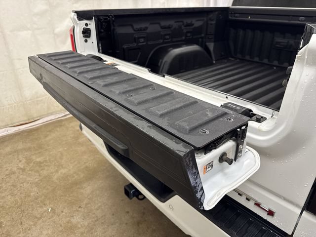 Certified 2025 GMC Sierra 1500 AT4 AWD/4WD image 29