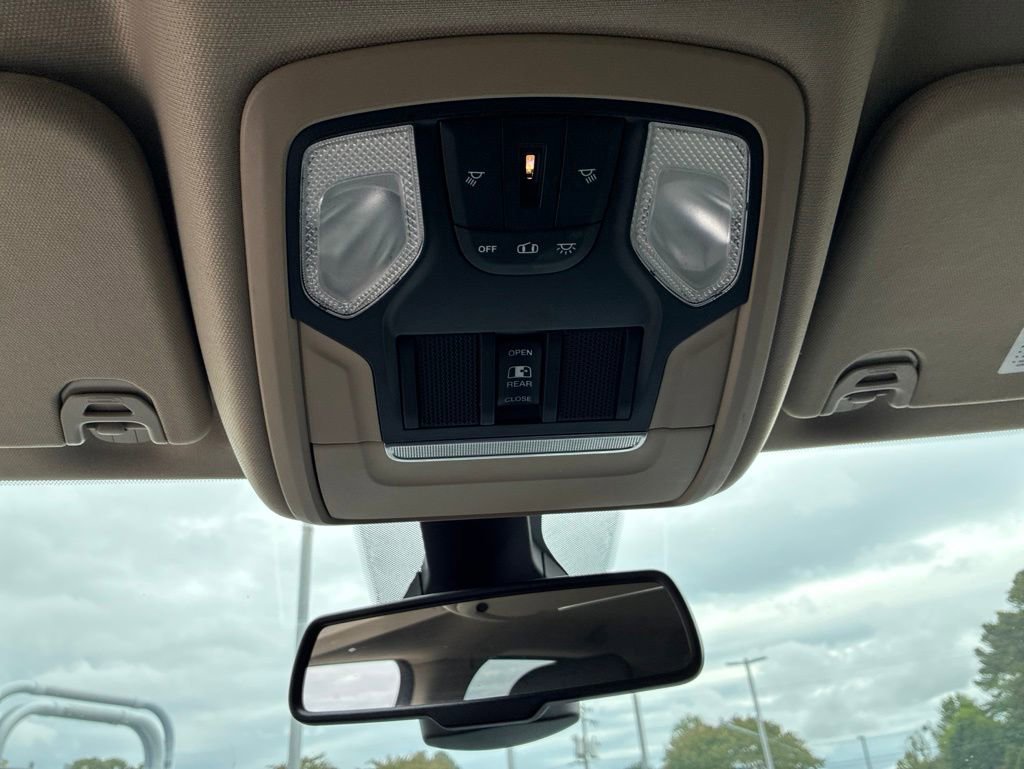 Used 2019 RAM 1500 Big Horn AWD/4WD image 30