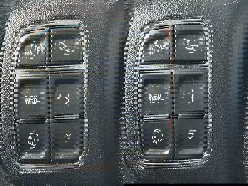 Used 2018 Jeep Wrangler Unlimited Sport w/ Connectivity Group image 17