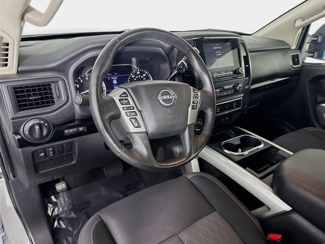 Certified 2024 Nissan Titan SV w/ SV Convenience Package image 10