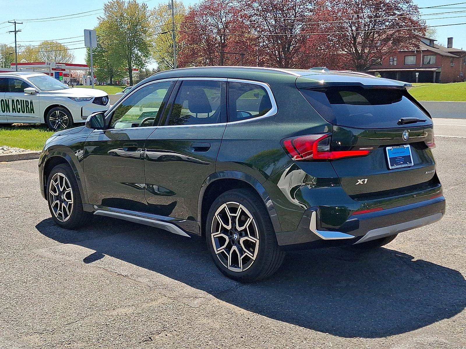 Used 2024 BMW X1 xDrive28i w/ Premium Package AWD/4WD image 4
