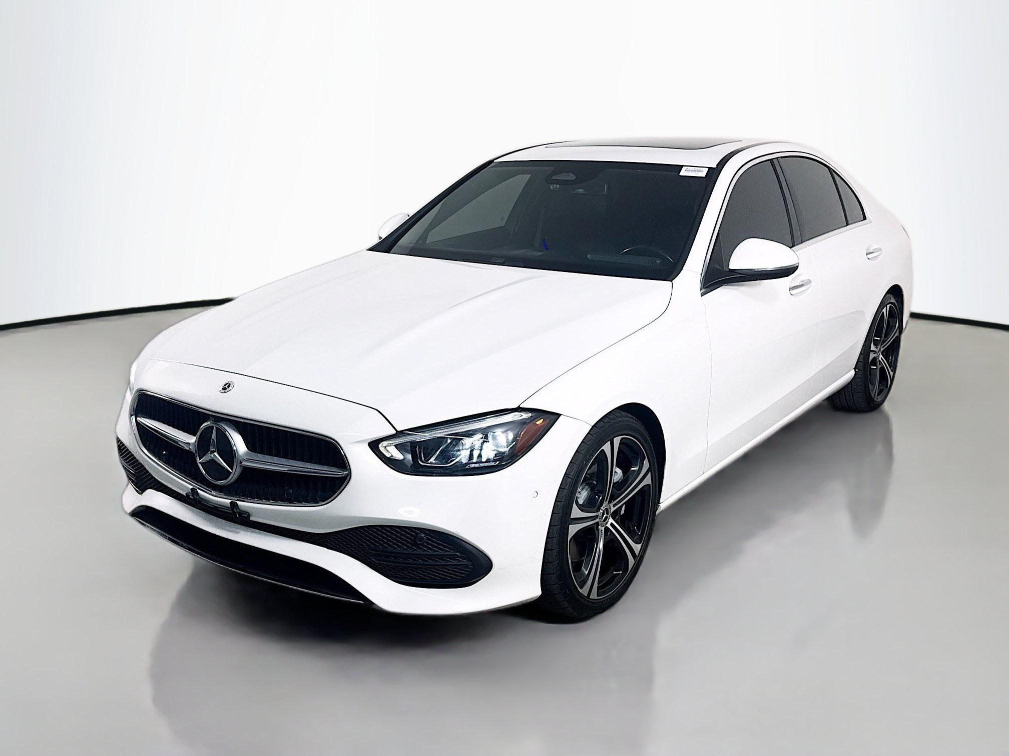 Used 2022 Mercedes-Benz C 300 Sedan w/ Exclusive Trim Package image 4