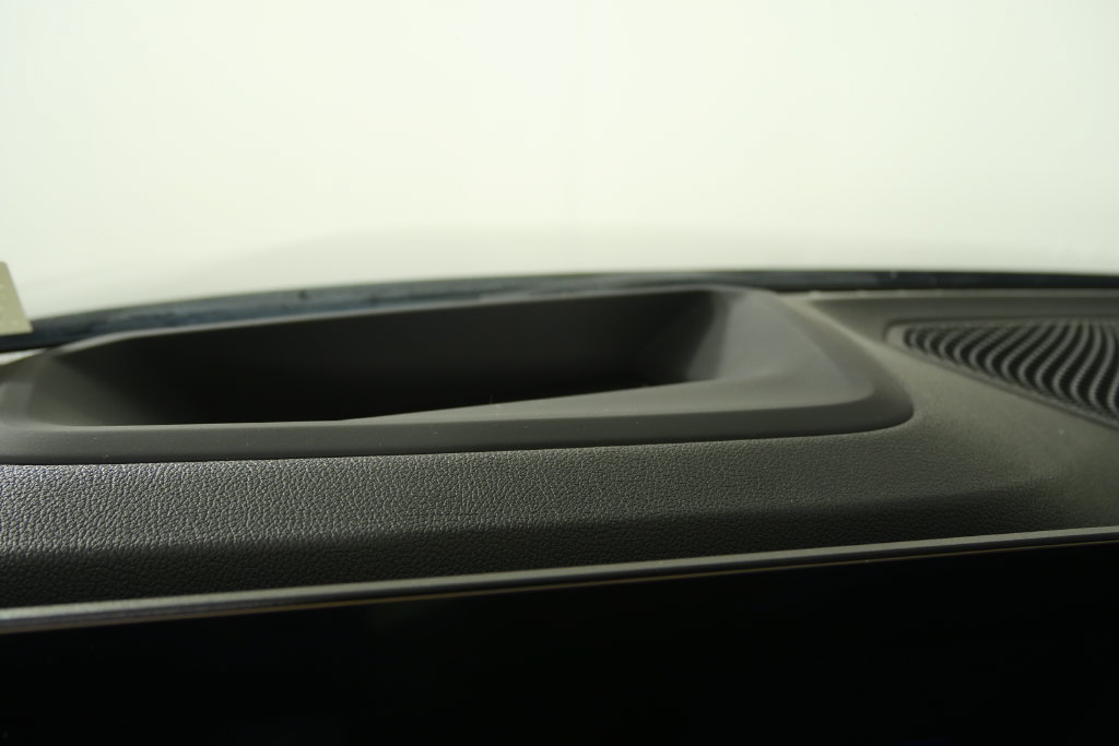 Used 2023 BMW 230i Coupe w/ Premium Package RWD image 17