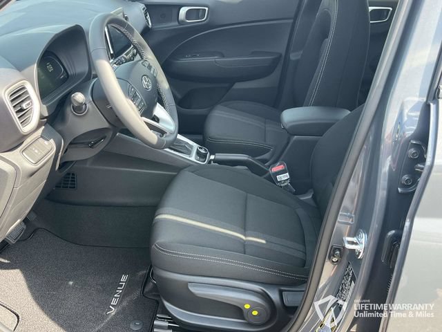 New 2026 Hyundai Venue SEL FWD image 8