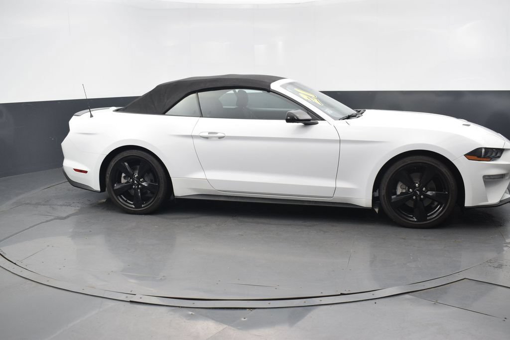 Used 2021 Ford Mustang Convertible w/ Equipment Group 101A RWD image 7