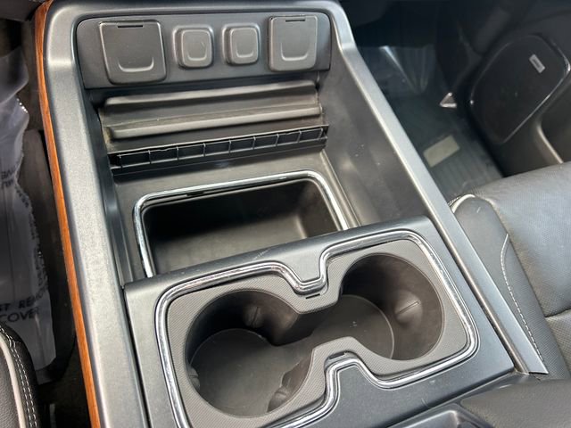 Used 2018 Chevrolet Silverado 1500 High Country image 21