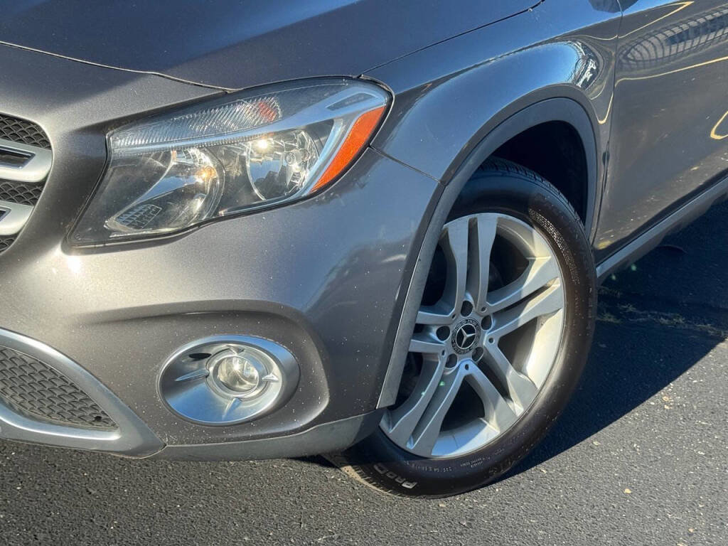 Used 2018 Mercedes-Benz GLA 250 4MATIC image 26
