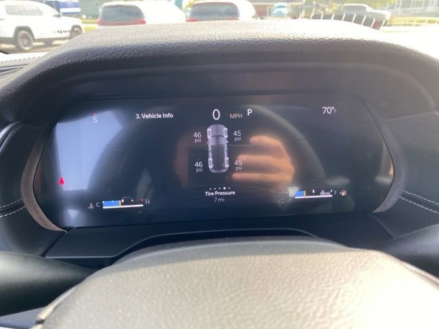 New 2025 Jeep Grand Cherokee Laredo X w/ Luxury Tech Group I image 14