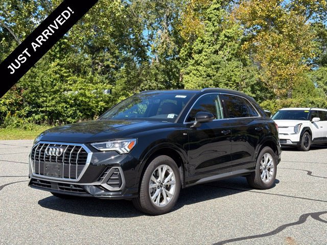 Used 2024 Audi Q3 2.0T Premium w/ Convenience Package