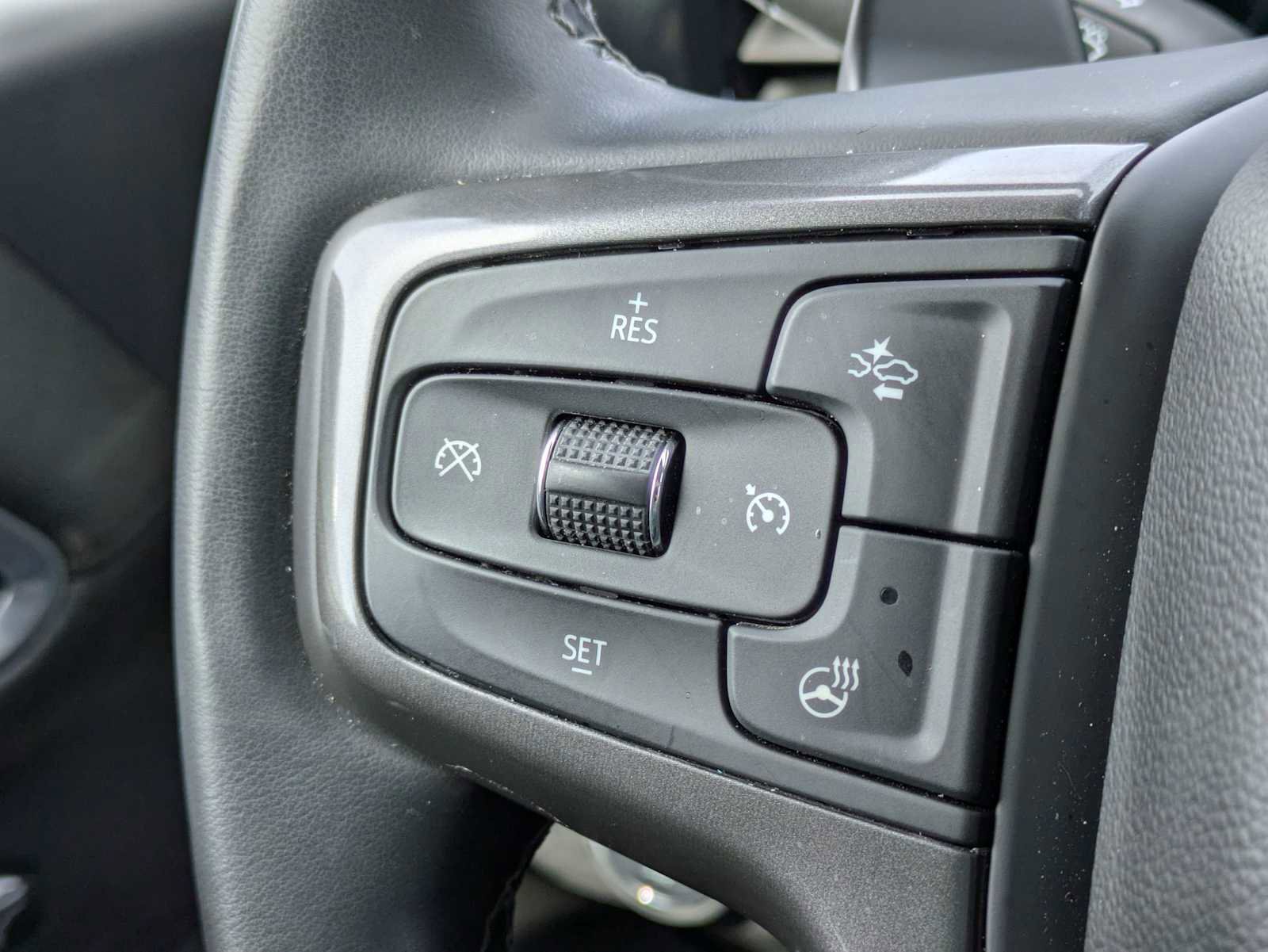 Used 2024 Chevrolet Silverado 1500 High Country w/ Technology Package AWD/4WD image 26
