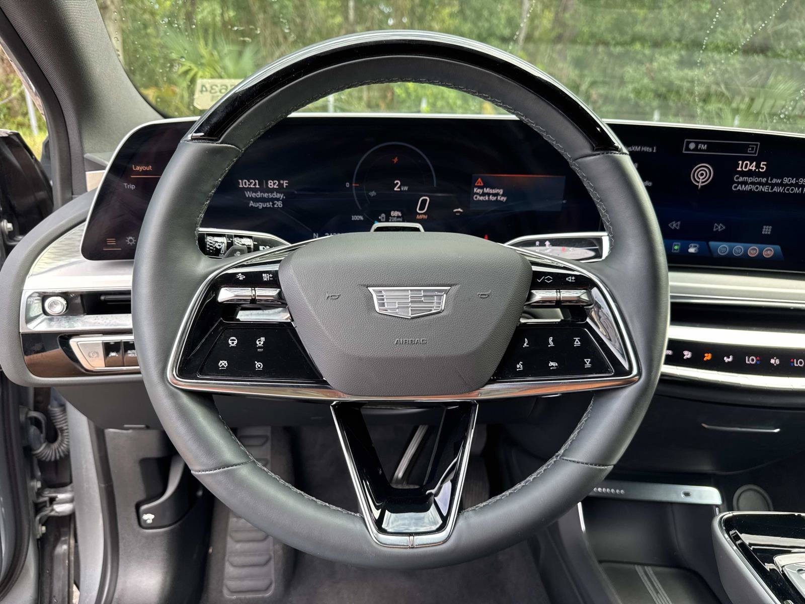 Used 2025 Cadillac Lyriq Luxury w/ LPO, Floor Liner Package AWD/4WD image 15