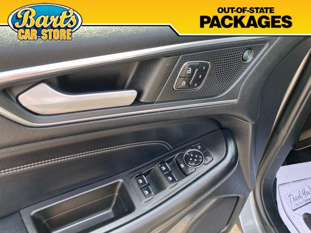 Used 2022 Ford Edge Titanium AWD/4WD image 24