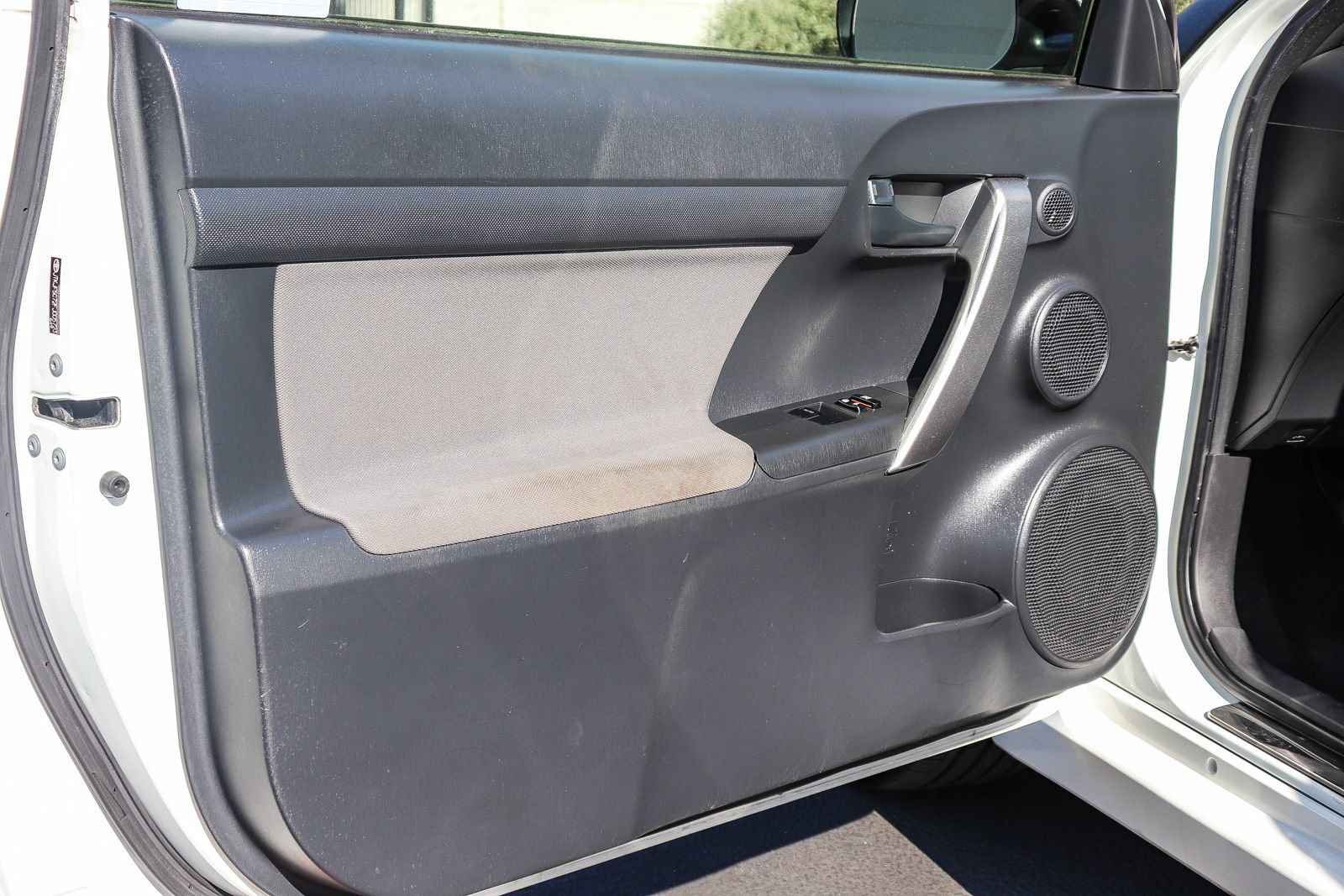 Used 2015 Scion tC FWD image 20
