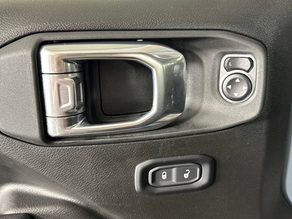 Certified 2025 Jeep Wrangler Unlimited Sport S 4xe AWD/4WD image 36