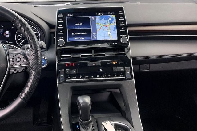 Used 2022 Toyota Avalon Limited w/ Advanced Safety Package FWD image 6